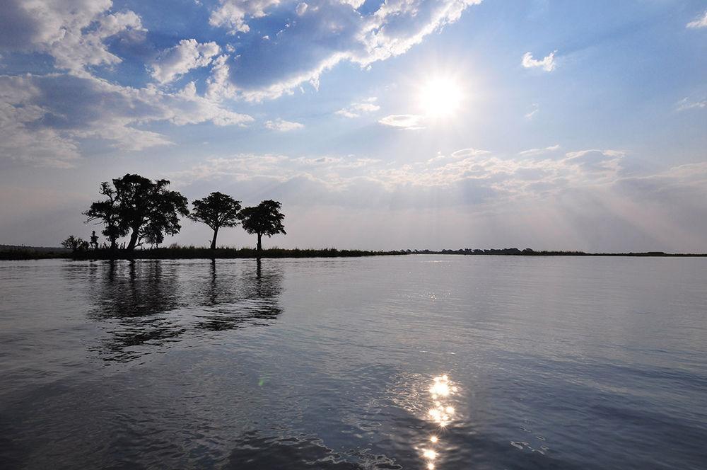 Sanctuary Chobe Chilwero Hotel Kasane Bagian luar foto
